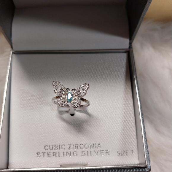 Primrose  Ring - Picture 4 of 4